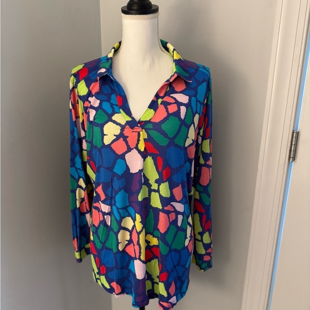 Kettlewell Liberty Top Long Sleeve Collared V Neck in Bright Colors Size L